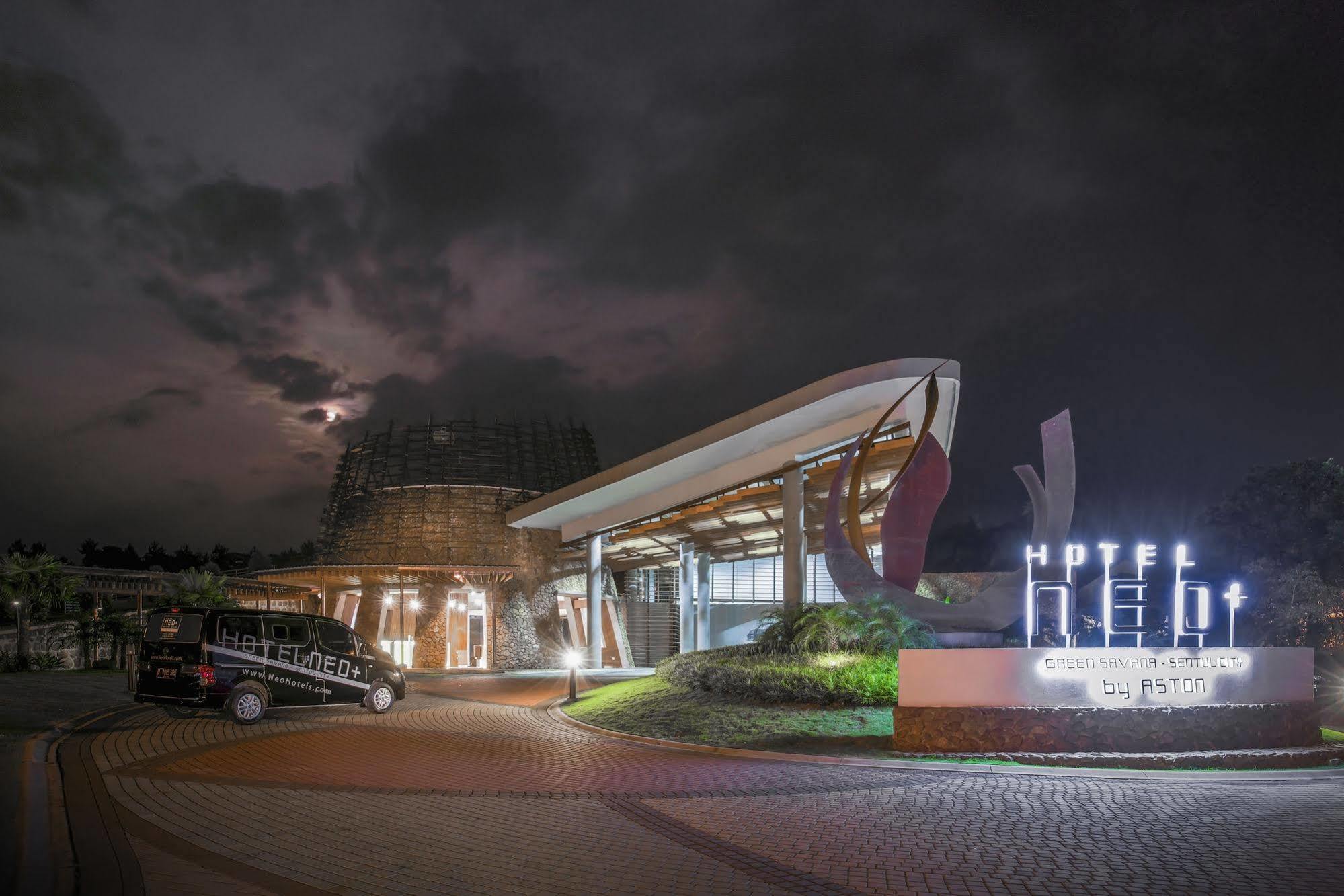 Hotel Neo+ Green Savana Sentul City Μπογκόρ Εξωτερικό φωτογραφία